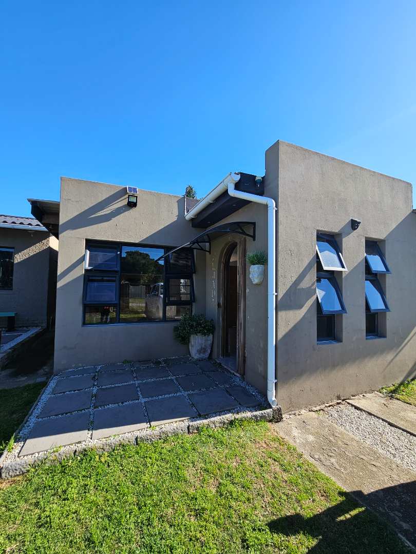 4 Bedroom Property for Sale in Greenshields Park Eastern Cape